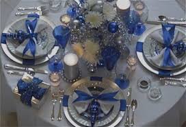 Decorating Silver And Blue Christmas Table Decorations Outdoor Silver Christmas Decorations Christmas Table Decorations Christmas Table Settings