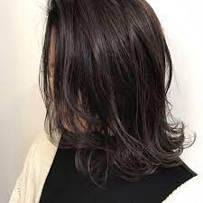 パープルグレーのヘアカラー 中髪 ヘアカラー パープル ヘアスタイル ロング