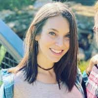 Leslie Baxter's Instagram, Twitter & Facebook