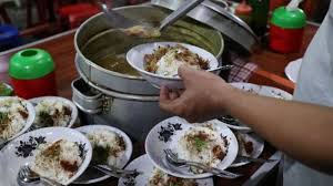 Enaknya nasi rawon af rawon pak pangat. 7 Rawon Legendaris Dan Favorit Di Surabaya Rawon Pak Pangat Punya Beragam Pilihan Isian Tribun Travel