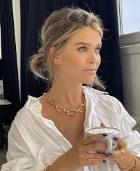 Pin van Maeve Hawks op Hair in 2025