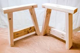 This farmhouse bench is so cute! Easy Diy 2x4 Bench With Free Plans The Handyman S Daughter
