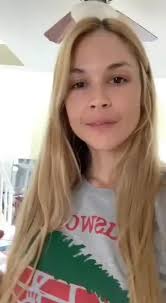 Sarah Vandella Pronouncing James