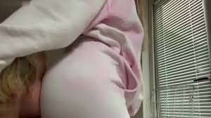 Goddess monet face farts - ThisVid.com 日本語で