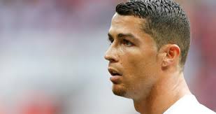 Ronaldo'nun genç hali saç modelleri. Cristiano Ronaldo Italya Ya Transfer Oldu Haberi Son Dakika Futbol Haber Basliklari Ve Gelismeler Haberler