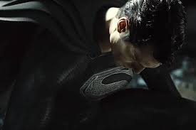 In zack snyder's justice league, determined to ensure superman's (henry cavill) ultimate sacrifice was not in vain, bruce wayne (ben affleck) aligns forces. Zack Snyder S Justice League Trailer The League Reassembles