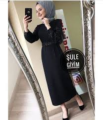 Instagram Da Sule Giyim Toptan Perakende Uzun Zamandir Beklediginiz Elbisemiz Stoklarimizda Yerini Aldi Kollari Pul Payetli Elbisemiz Fiyat 11 Elbise Giyim