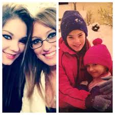 Has anyone lost their mom to suicide? How do you get through it when she  left behind 4 kids that have no father either? 13-12-5 and 4. They are now  going to