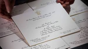 Le prince harry et mlle markle ont invité 2.640 personnes au parc du château de windsor pour assister (à leur) arrivée et celle de leurs. Meghan Markle Worked As A Calligrapher As A Side Gig Here S How You Can Learn Too Abc News