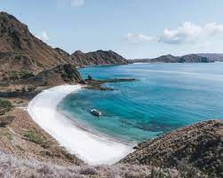 The first time i flew into labuan bajo i to organize my thoughts and help you plan your trip to flores indonesia we created this guide to. Flores Island Indonesia Budget Backpackers Guide