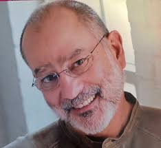 Young-at-heart seniors take another shot at love in 'Kalamazoo'