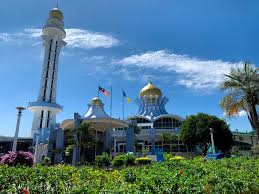 Padi maknanya negeri ini makmur dalam hal kehidupan. Masjid Negeri Pulau Pinang Afiq Halid