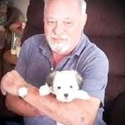 Cindy Apel's Instagram, Twitter & Facebook