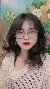 Anna Gau's Instagram, Twitter & Facebook