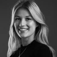 Chelsey Holt's Instagram, Twitter & Facebook