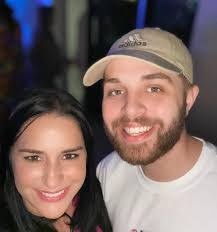 Wesley Presley's Instagram, Twitter & Facebook