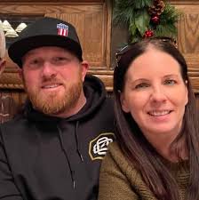 Neil Raney's Instagram, Twitter & Facebook