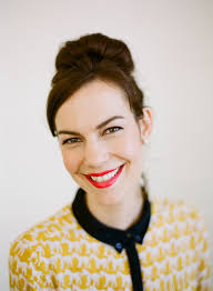 Carrie Moe's Instagram, Twitter & Facebook