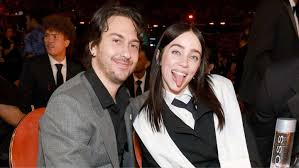 Billie Eilish and Nat Wolff Make Their Relationship Public at the Grammys  READ MORE: https://www.complex.com/pop-culture/a/bernadette-giacomazzo/ billie-eilish-nat-wolff-dating