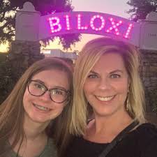 Kim Harris (@KimMillerHarris)