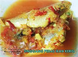 Selain digoreng, ikan tongkol mudah ditemui dengan olahan gulai, cabe hijau, rica hingga pindang asem. Resepi Ikan Kerisi Masak Singgang Pedas Sangat Simple Tapi Sedap