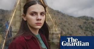 Philip Pullman announces The Rose Field, the final part of Lyra's story :  r/Fantasy