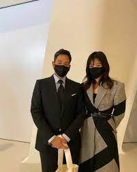 비밀수업 작가 왕강철&미나짱 총편수 총 82화 열세 살에 고아가 된 대호는 새로운 가족들과 함께 살게 된다. ì •ìš©ì§„ ë¶€íšŒìž¥ ì „ì§€í˜„ê³¼ ëœ»ë°–ì˜ ì¹œë¶„ ì „ì‹œíšŒ ì´ˆëŒ€ ì¸ì¦ ì¡°ì„ ì¼ë³´