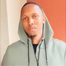 Mamadou Barry's Instagram, Twitter & Facebook