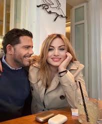 Ti in tou sto sef o titlos geia ton grigori pou egine to 2002. Grhgorhs Mpi8ikwtshs Ta Sygkinhtika Logia Gia Ton Patera Toy H Karantina Sth Mykono Kai O Gamos Toy