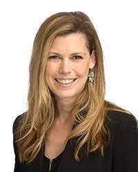 Elisabeth Mckee's Instagram, Twitter & Facebook