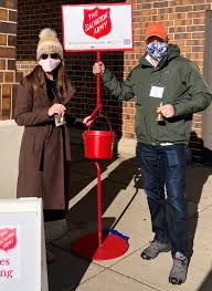 Heartland REALTORS® support local communities through multiple holiday  projects