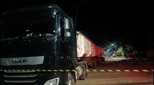 Criança de 5 anos morre atropelada por carreta em Campo Grande