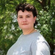 Sandra Buckles's Instagram, Twitter & Facebook