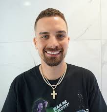 Clarke Elliott — Stā Studios