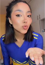 Mi cuerpo no ha cambiado nada desde hace 10 años #CapCut #outfit #haul  #ropa #maquillajeagranel #humor #probando #probandomeropa #vestidos