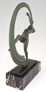 Delannoye miroircarremeuble deco carvin / meubles delannoy : Art Deco Sculpture Of A Nude Scarf Dancer Bacchanale Deconamic Recent Added Items European Antiques Decorative
