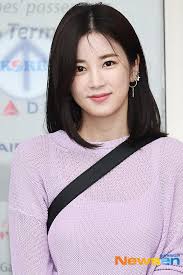 Park chorong(박초롱) fan page all the credits will be shown on the videos/pictures we posted. Apink S Chorong Opens Up About The Stress Of Becoming The Group S Leader At A Young Age Kissasian