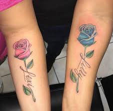 Matching couple tattoo ideas is a stunning thing that you would love to do as to flaunt your passionate love to the world. Sinnvolle Passende Tatowierungen Fur Manner Und Frauen 2019 Die Leute Mogen Passende Tattoos M Matching Best Friend Tattoos Tattoos For Guys Matching Tattoos