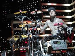 Travis has also played with +44, box car racer, transplants and expensive taste. Interview Travis Barker Tentang Drum Kit Nya Lemmebeat