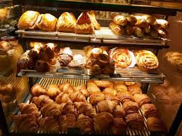 Disillusioned gilbert is convinced that his marriage has meant he's missed out on life. Les Gamins Du Faubourg Paris 10th Arr Entrepot Restaurant Reviews Photos Phone Number Tripadvisor