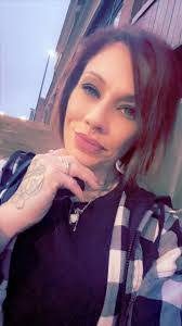 Natasha Manley's Instagram, Twitter & Facebook