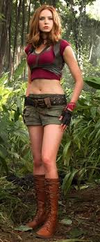 Karen Gillan Shines In Jumanji Welcome To The Jungle Find Out More Karen Sheila Gillan Karen Gillan Celebrities Female