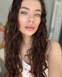 Photo posted by Yana Kucheryava (@twerk.yana)