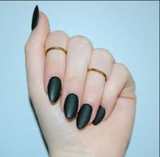 Matte Black Almond Shaped Nails Ongles Noirs Mat Ongles Amande Ongles De Forme D Amande