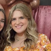 Elise Gallagher's Instagram, Twitter & Facebook