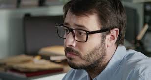 Alex n'a pas imaginé la tournure que prendrait son quant à alice et julien, ils vont se faire surprendre par hugues et elisabeth, et leurs enfants en sont la cause. Benjamin Bourgois Un Si Grand Soleil Pour Alex Tout Pourrait Se Finir Avec Perte Et Fracas Toutelatele