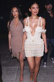 Kylie Jenner's new naked dress has entered the chat at fashion week | Vogue  India