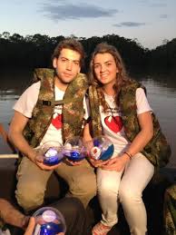 In 1973, juan manuel santos graduated with a bachelor's degree in economics and business administration. El Golfista Que Enamoro A Maria Antonia Santos Las2orillas