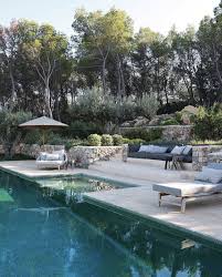 pin van ja op swimming pool achtertuin huis spaanse huizen tuin en terras