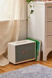 Victrola Bluetooth Speaker Table Urban Outfitters In 2020 Marshall Woburn Bluetooth Radio Speaker Table